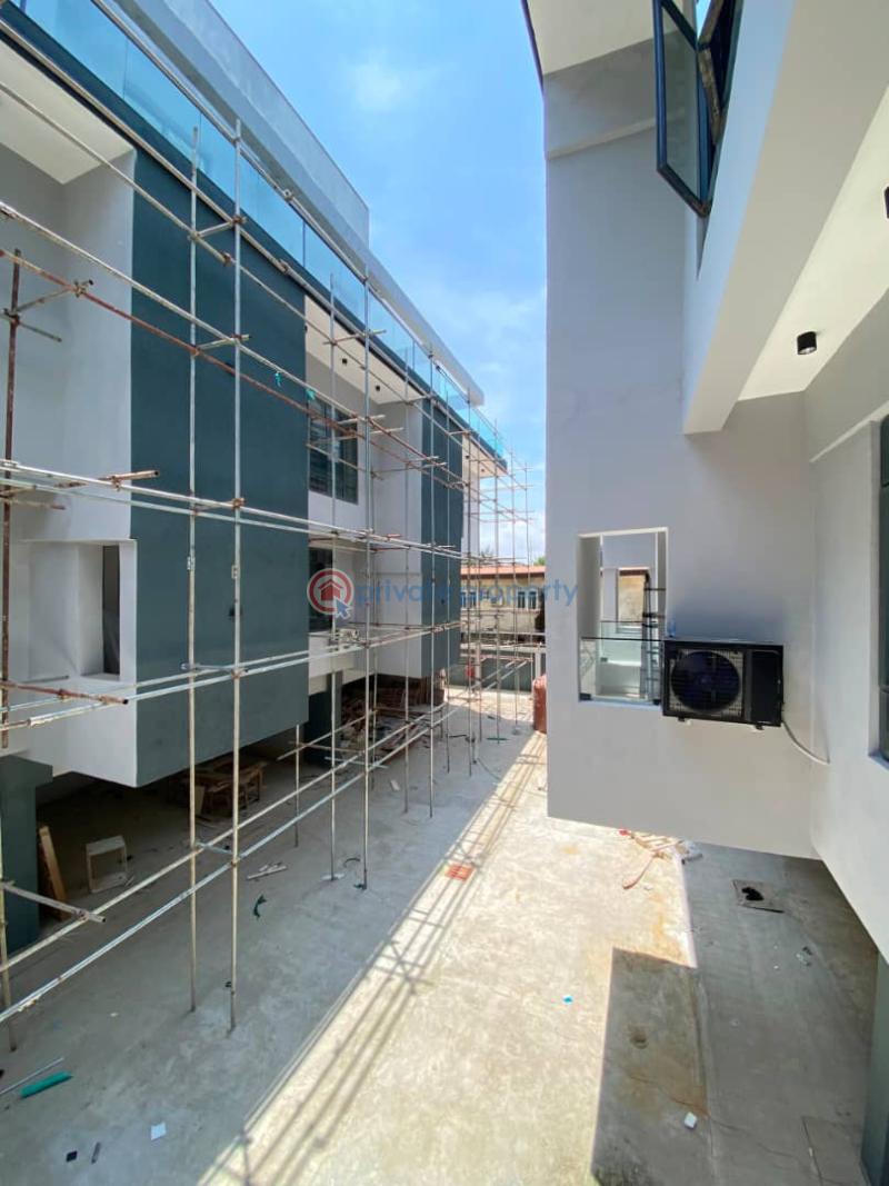 4 bedroom Terraced Duplex For Sale Victoria Island Lagos - 13