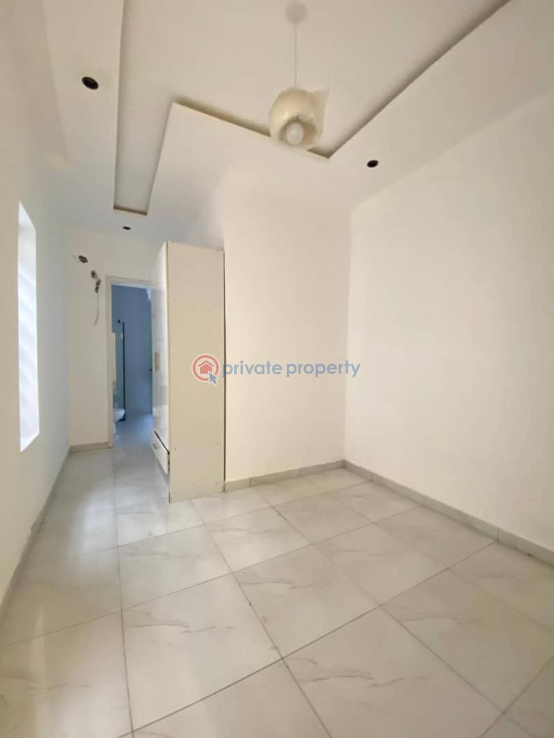 5 bedroom Detached Duplex For Sale Chevron Drive Lekki Lagos - 11