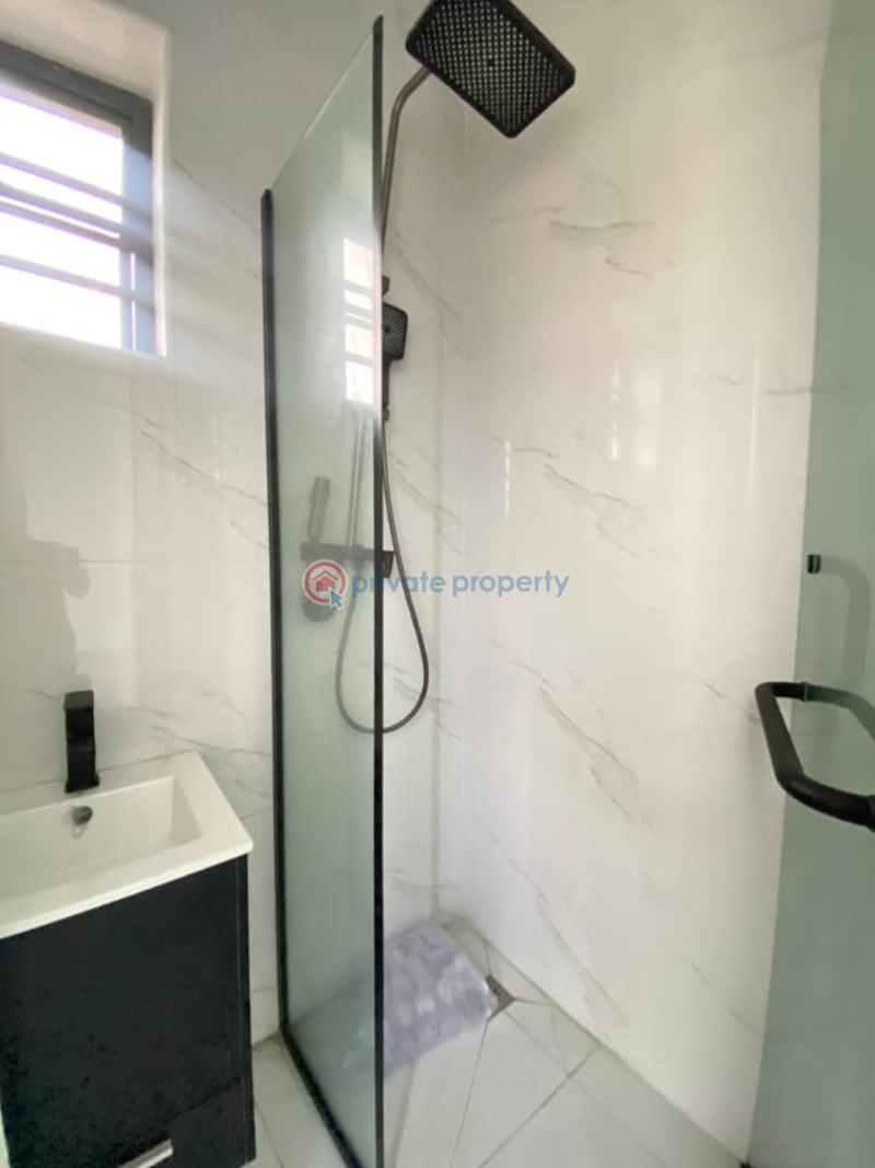 5 bedroom Detached Duplex For Sale Chevron Drive Lekki Lagos - 9