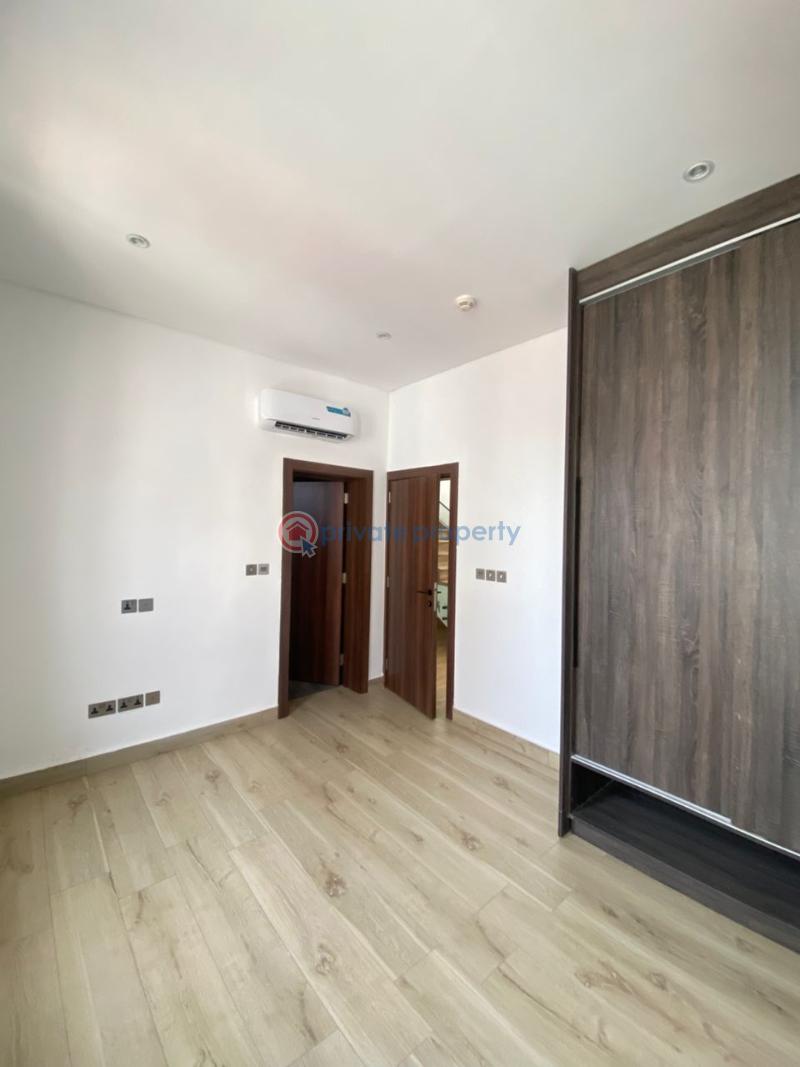 4 bedroom Detached Duplex For Sale Osapa Lekki Lagos - 12