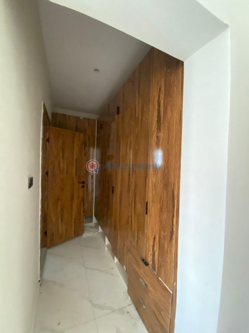 4 bedroom Semi detached Duplex For Sale Abraham Adesanya Ajah Lagos - 11