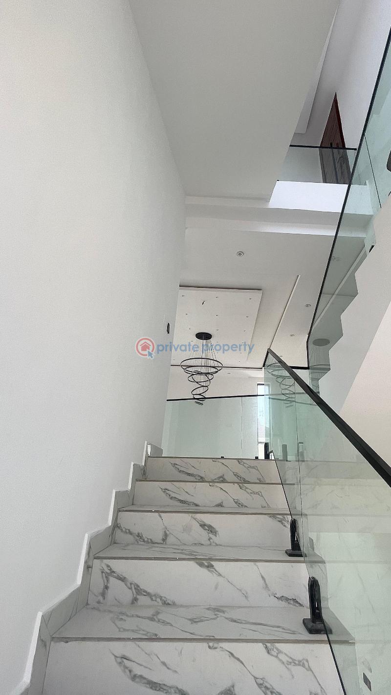 5 bedroom Detached Duplex For Sale Chevron Drive Lekki Lagos - 6