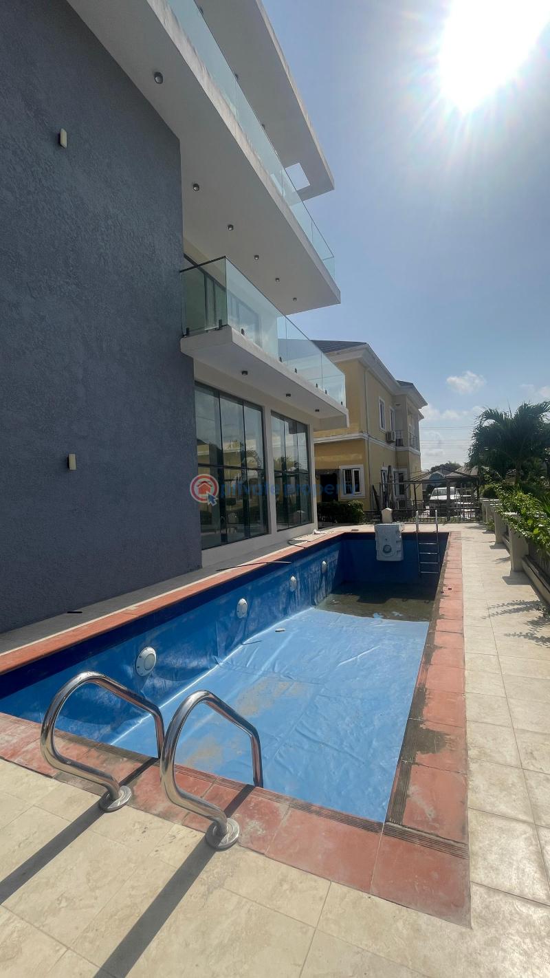 5 bedroom Detached Duplex For Sale Chevron Drive Lekki Lagos - 17