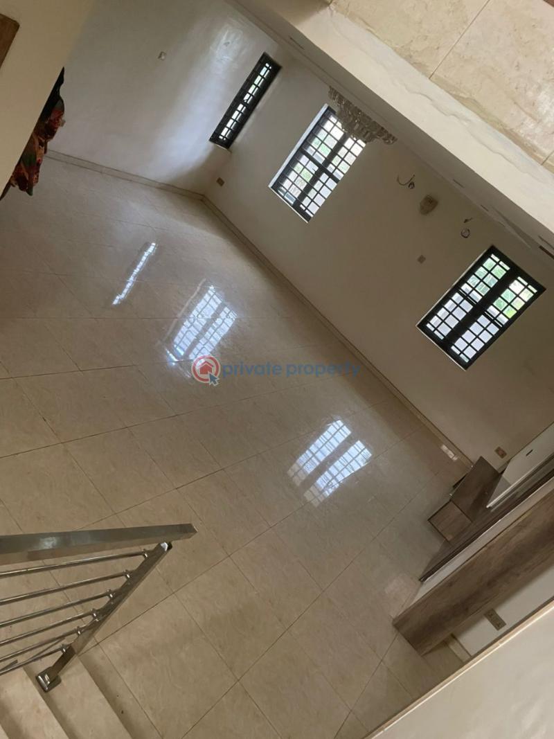 4 bedroom Detached Duplex For Sale Oshota Bus Stop, Along Ijede Road, Ikorodu, Lagos. Ijede Ikorodu Lagos - 4
