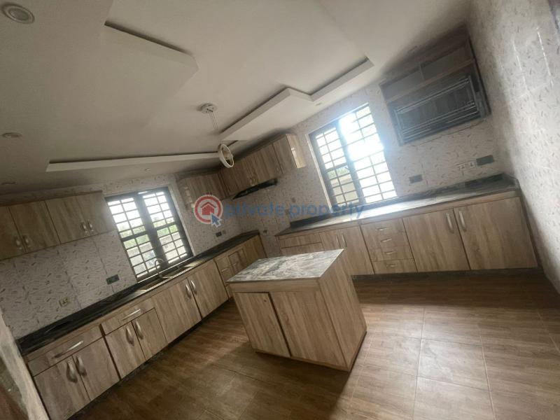 4 bedroom Detached Duplex For Sale Oshota Bus Stop, Along Ijede Road, Ikorodu, Lagos. Ijede Ikorodu Lagos - 6