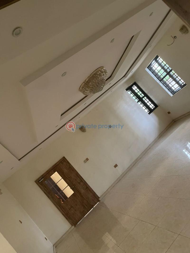 4 bedroom Detached Duplex For Sale Oshota Bus Stop, Along Ijede Road, Ikorodu, Lagos. Ijede Ikorodu Lagos - 5