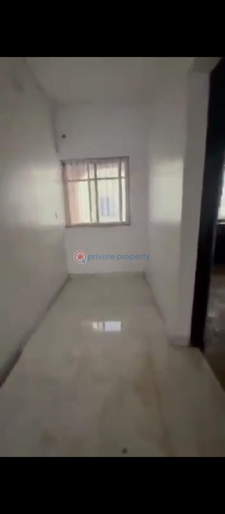 2 bedroom Flat & Apartment For Rent Jacob Street Onipanu Lagos Onipanu Shomolu Lagos - 7