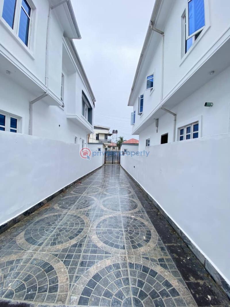 5 bedroom Detached Duplex For Sale Sangotedo Lagos - 3