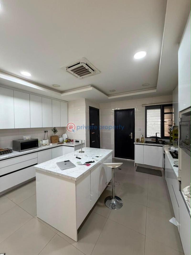 3 bedroom Flat & Apartment For Sale Banana Island Ikoyi Lagos - 11