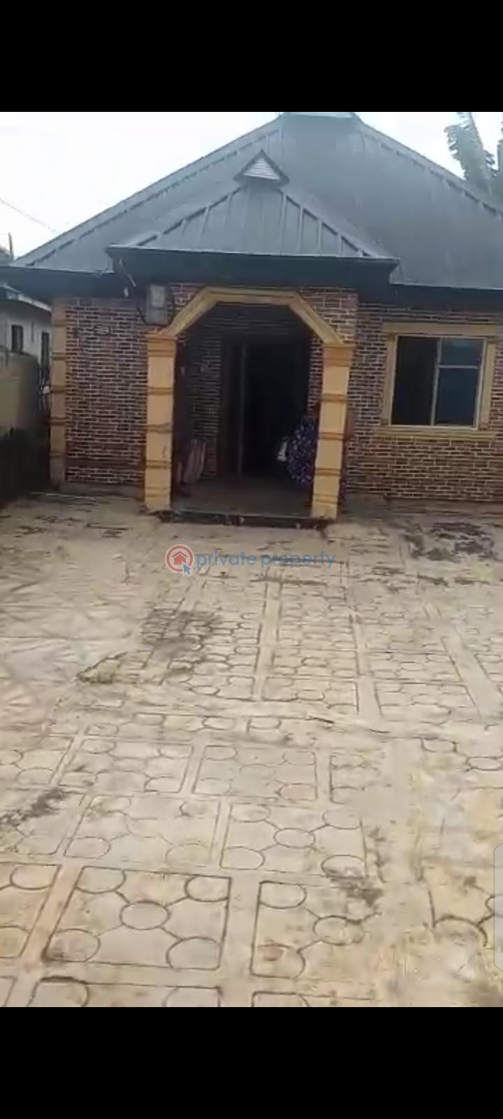 3 bedroom Bungalow For Sale Maya Behind Radiat Filling Station , Lkorodu,lagos. Maya Ikorodu Lagos - 1