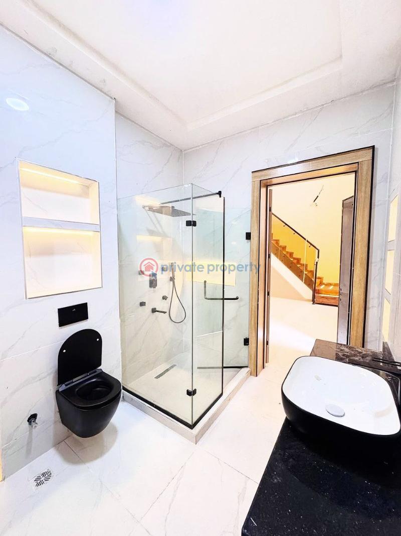 6 bedroom Flat & Apartment For Sale Chevron Drive Lekki Lagos - 2