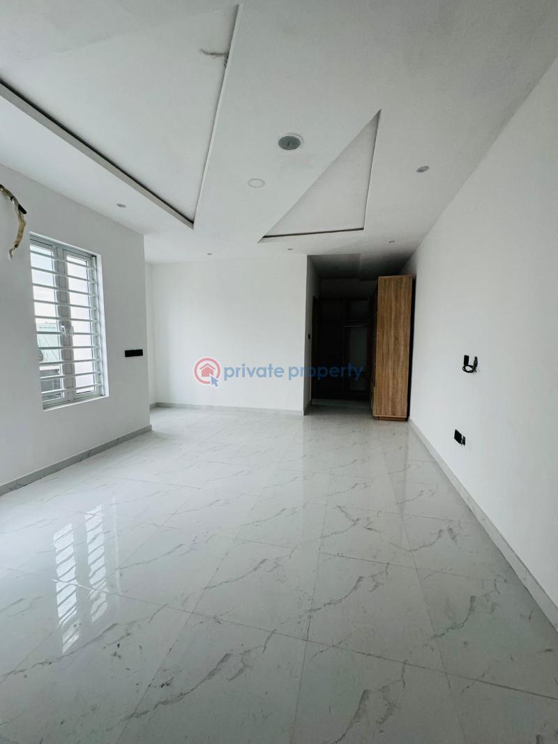 5 bedroom Detached Duplex For Sale Omole Phase 1 Ojodu Lagos - 6