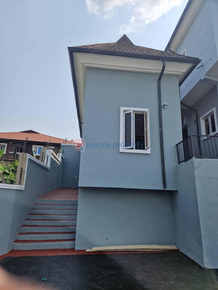5 bedroom Detached Duplex For Sale Omole Phase 2 Magodo GRA Phase 1 Ojodu Lagos - 1