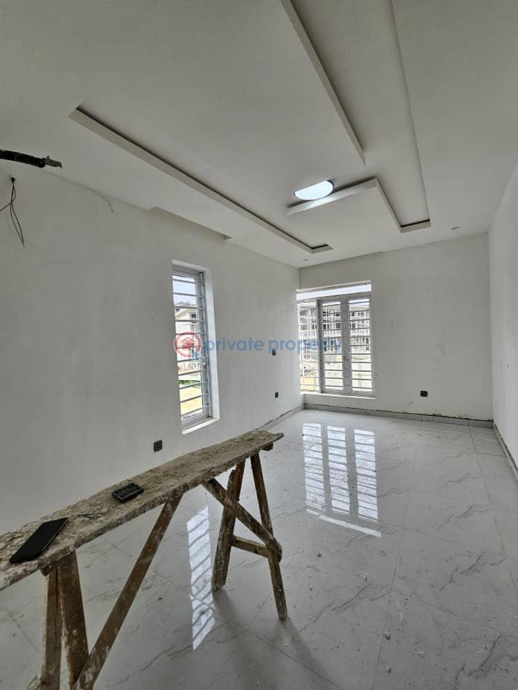 3 bedroom Block Of Flats For Rent Gbagada Phase 1 Lagos - 6