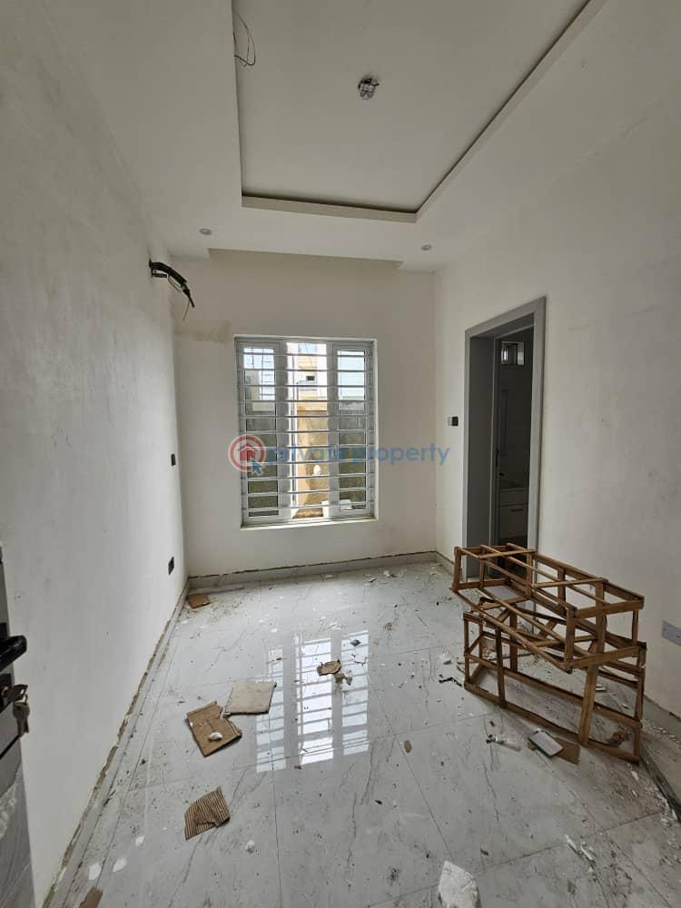 3 bedroom Block Of Flats For Rent Gbagada Phase 1 Lagos - 3