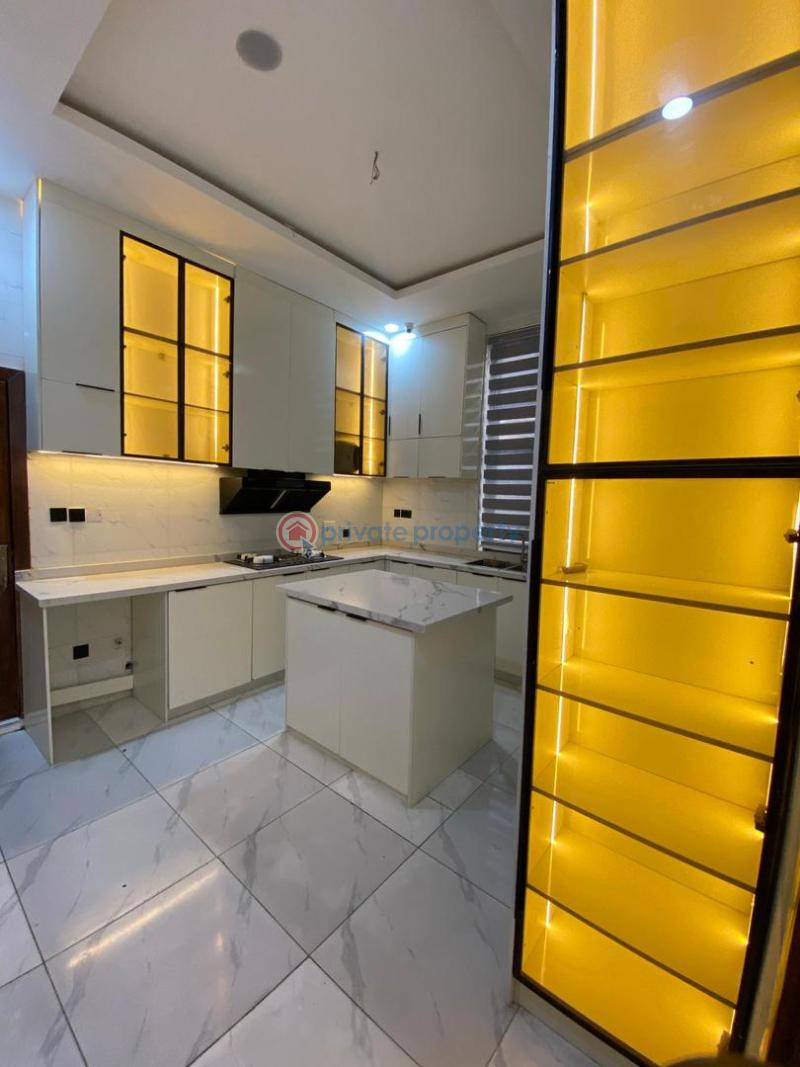 5 bedroom Detached Duplex For Sale Chevron Drive Lekki Lagos - 7