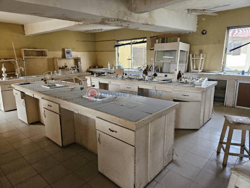 School For Rent Bodija Ibadan Oyo - 2