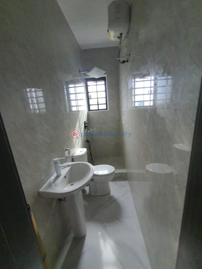 2 bedroom Block Of Flats For Rent Off Alpha Beach, New Road Lekki Phase 2 Lagos - 9