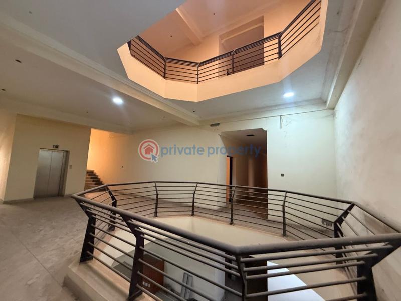 Office For Sale Wuse Zone 4 Zone 1-7 Abuja Phase 1  - 1