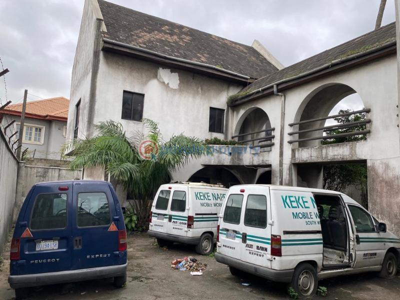 An old 3 bedroom detached duplex - 6 5 bedroom Detached Duplex For Sale Ikorodu Road Beside Domino's Pizza And Maryland Mall Maryland Lagos - 6