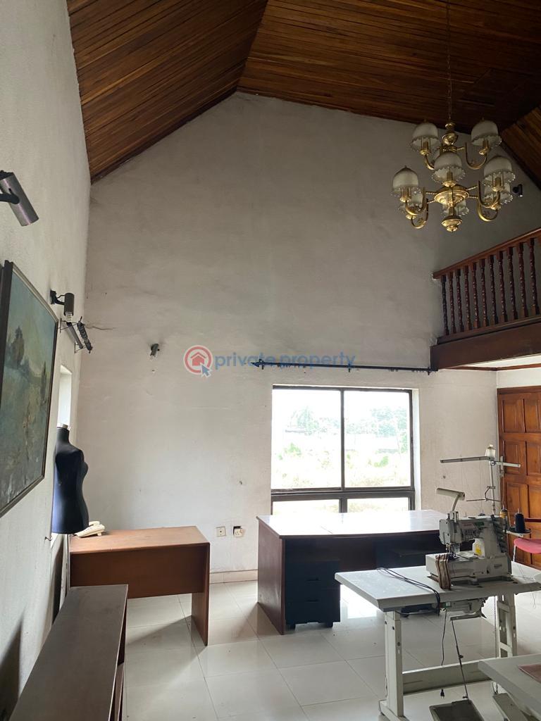 An old 3 bedroom detached duplex - 1 5 bedroom Detached Duplex For Sale Ikorodu Road Beside Domino's Pizza And Maryland Mall Maryland Lagos - 1