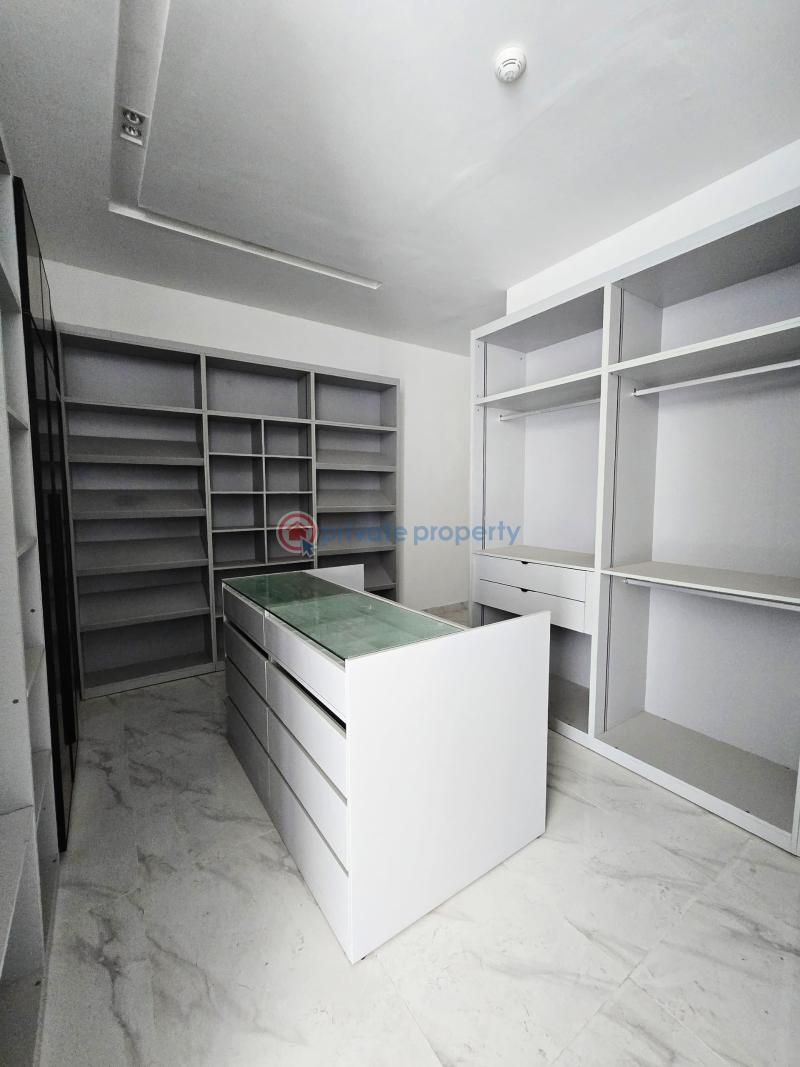 5 bedroom Detached Duplex For Sale Chevron Drive Lekki Lagos - 6