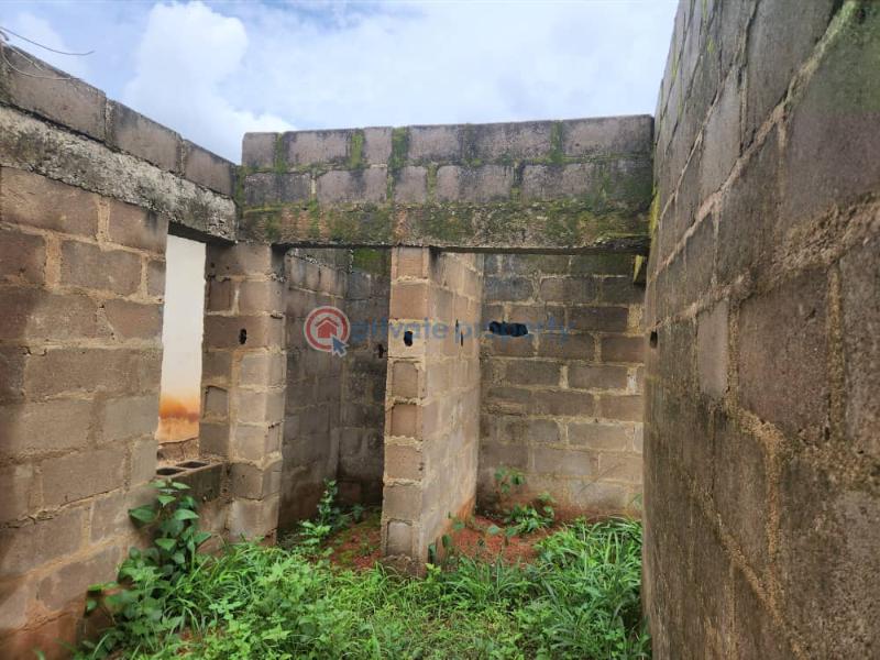 Detached Bungalow For Sale Olokofefe Est, Odo Ona Kekere Odo ona Ibadan Oyo - 9