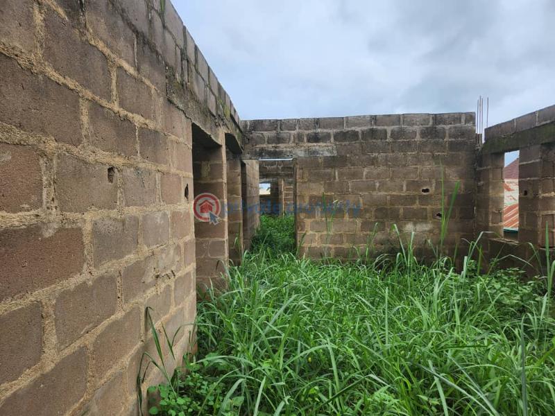 Detached Bungalow For Sale Olokofefe Est, Odo Ona Kekere Odo ona Ibadan Oyo - 8