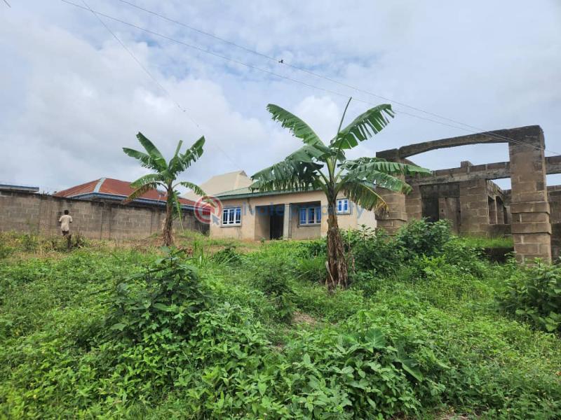 Detached Bungalow For Sale Olokofefe Est, Odo Ona Kekere Odo ona Ibadan Oyo - 4