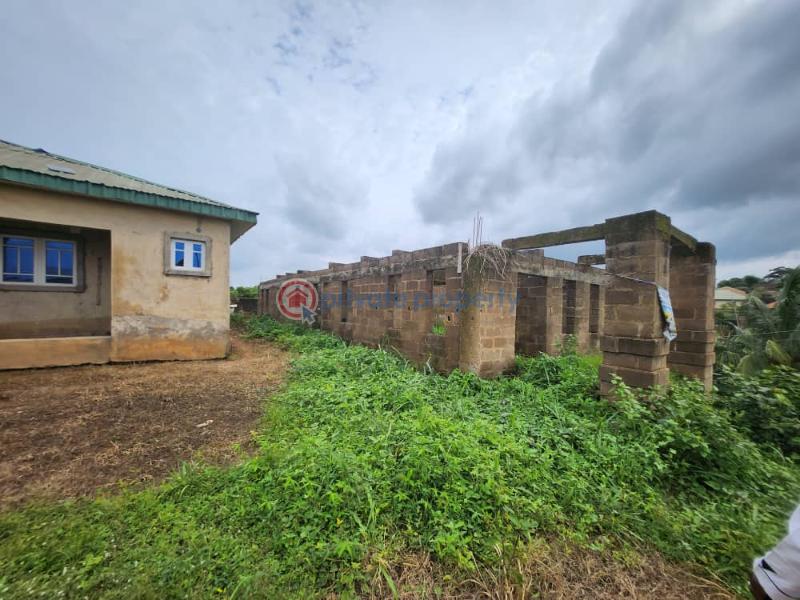 Detached Bungalow For Sale Olokofefe Est, Odo Ona Kekere Odo ona Ibadan Oyo - 0