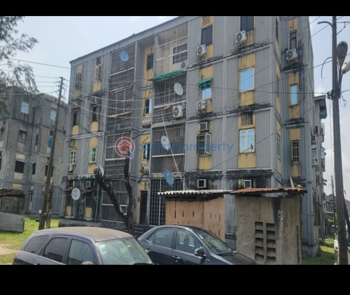 4 bedroom Block Of Flats For Sale Lsdpc Estate Adekunle Yaba Yaba Lagos