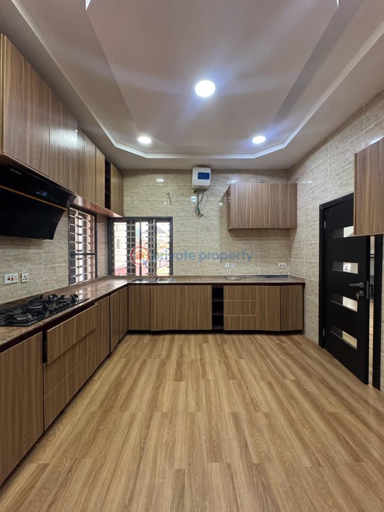 4 bedroom Detached Duplex For Rent Engr Lere Adigun Gra, Bcos, Bashorun Basorun Ibadan Oyo - 4