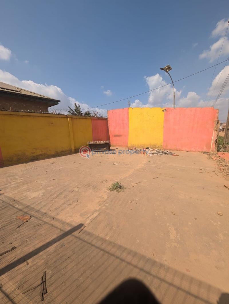 Commercial Property For Rent Almuel Mall, Taska, Akala Express, Ibadan Ibadan Oyo - 2