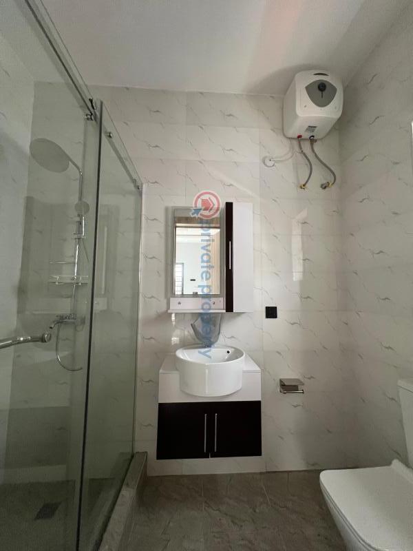 5 bedroom Detached Duplex For Sale Royal Garden Estate Along Lekki Expressway Lagos - 9