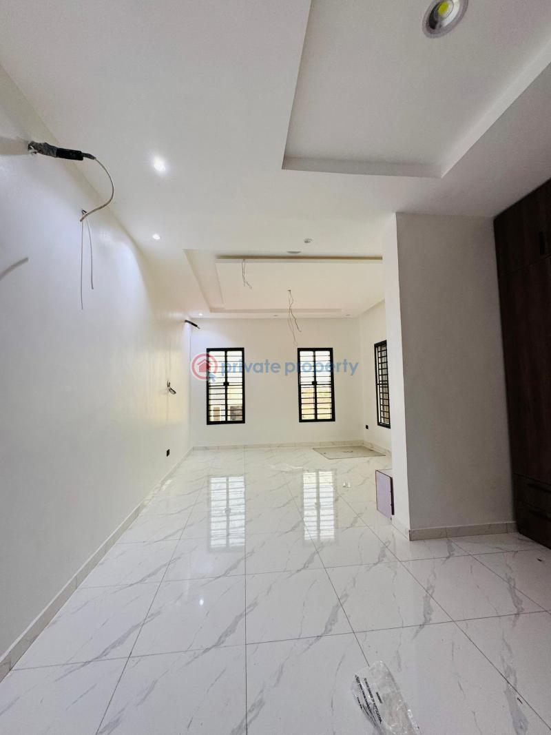 5 bedroom Detached Duplex For Sale 5 Bed Detached Duplex With A Room Bq, Cinema, Study And Box Room, Omole Phase 1 Omole Phase 1 Ojodu Lagos - 8