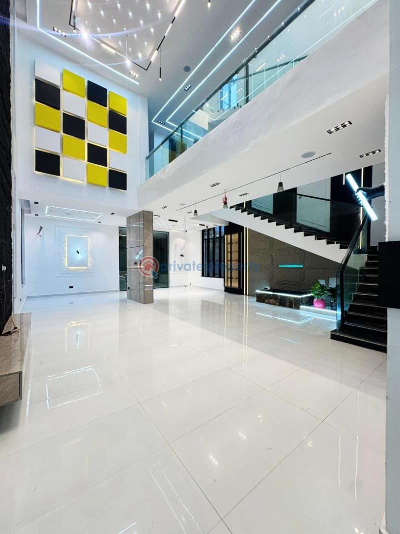 6 bedroom Detached Duplex For Sale Chevron Lekki Chevron Drive Lekki Lagos - 3