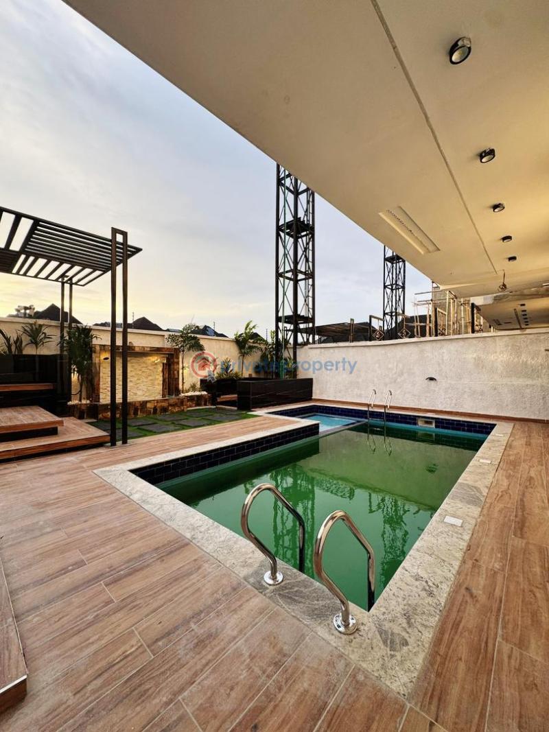 6 bedroom Detached Duplex For Sale Chevron Lekki Chevron Drive Lekki Lagos - 10