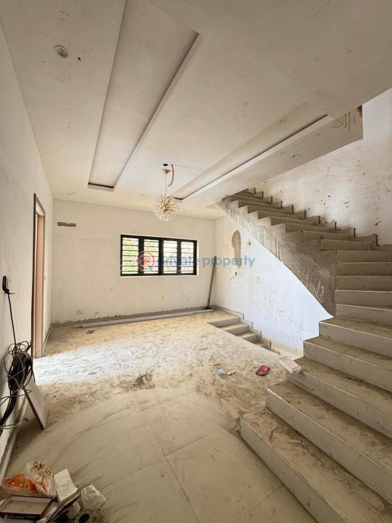4 bedroom Semi detached Duplex For Sale Surulere Lagos - 11
