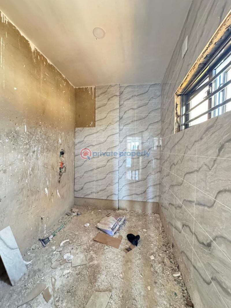 4 bedroom Semi detached Duplex For Sale Surulere Lagos - 5