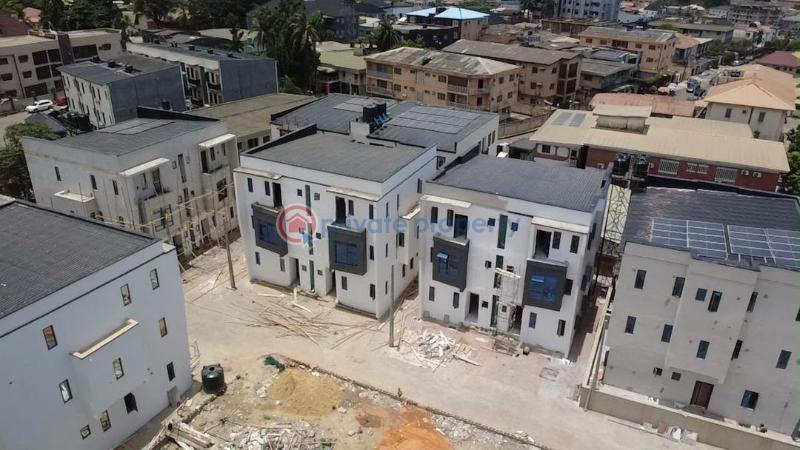 4 bedroom Detached Duplex For Sale Opebi Ikeja Lagos - 12