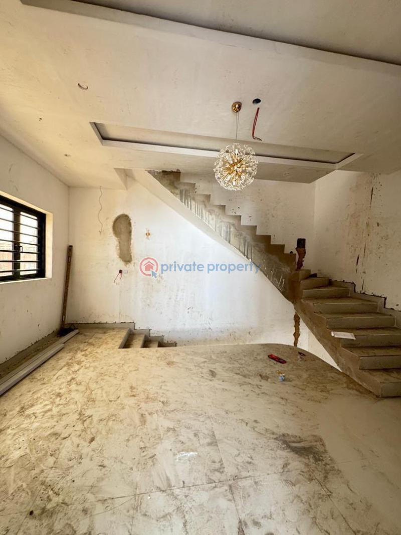 4 bedroom Semi detached Duplex For Sale Surulere Lagos - 17