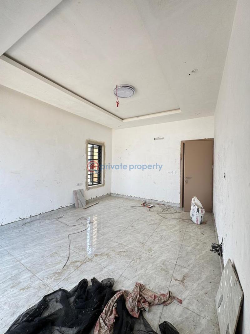 4 bedroom Semi detached Duplex For Sale Surulere Lagos - 13