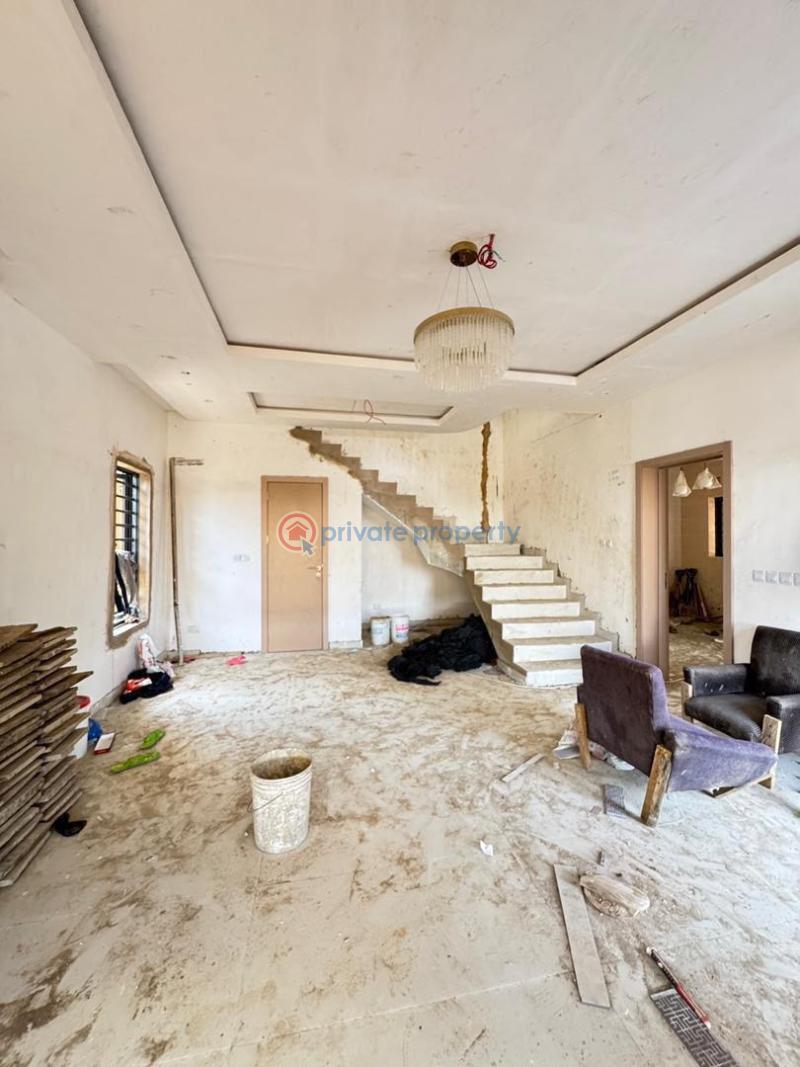 4 bedroom Semi detached Duplex For Sale Surulere Lagos - 10