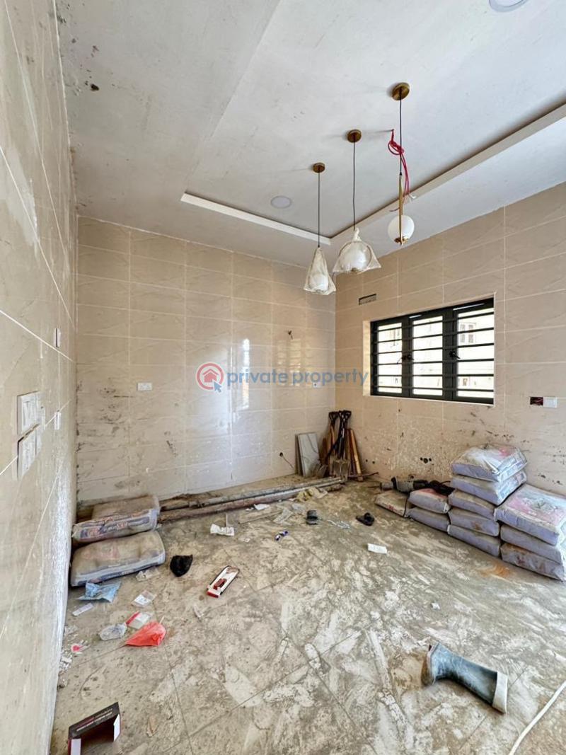 4 bedroom Semi detached Duplex For Sale Surulere Lagos - 9