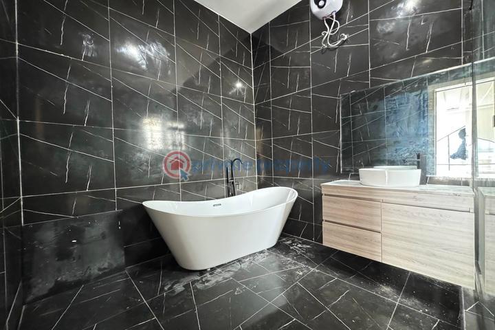 5 bedroom Detached Duplex For Sale Victoria Garden City Lekki Lagos - 15
