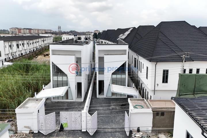 5 bedroom Detached Duplex For Sale Victoria Garden City Lekki Lagos - 1