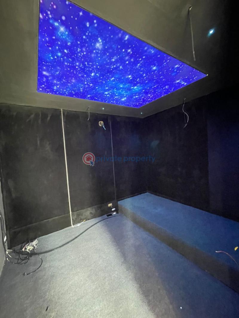 5 bedroom Detached Duplex For Sale Lekki Lagos - 21