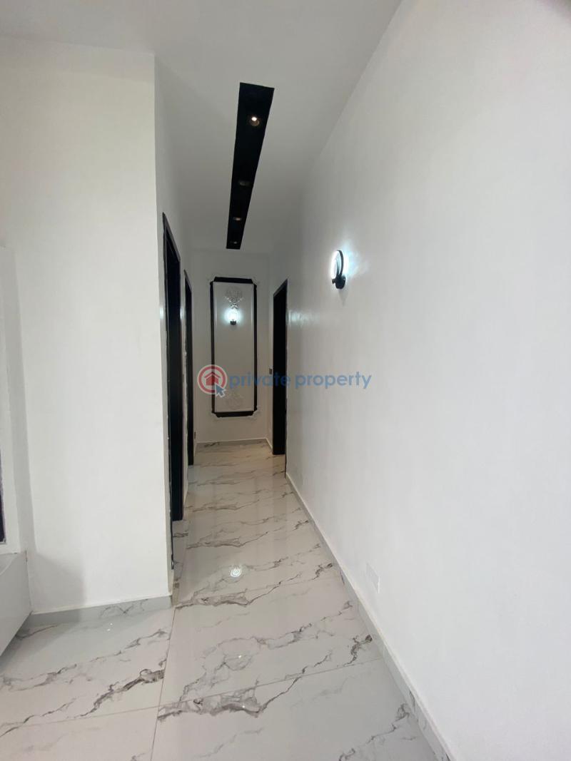 5 bedroom Detached Duplex For Sale Chevron Drive Lekki Lagos - 2