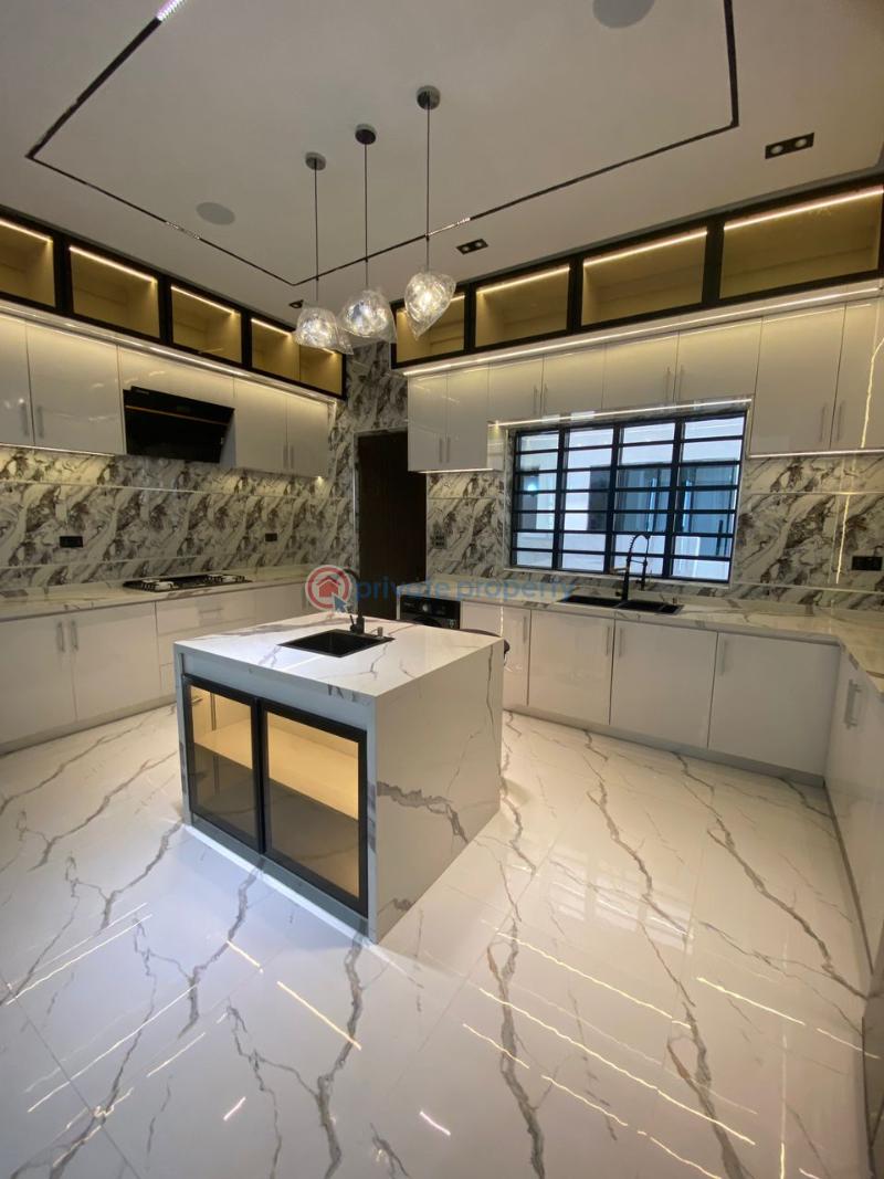 5 bedroom Detached Duplex For Sale Chevron Drive Lekki Lagos - 11