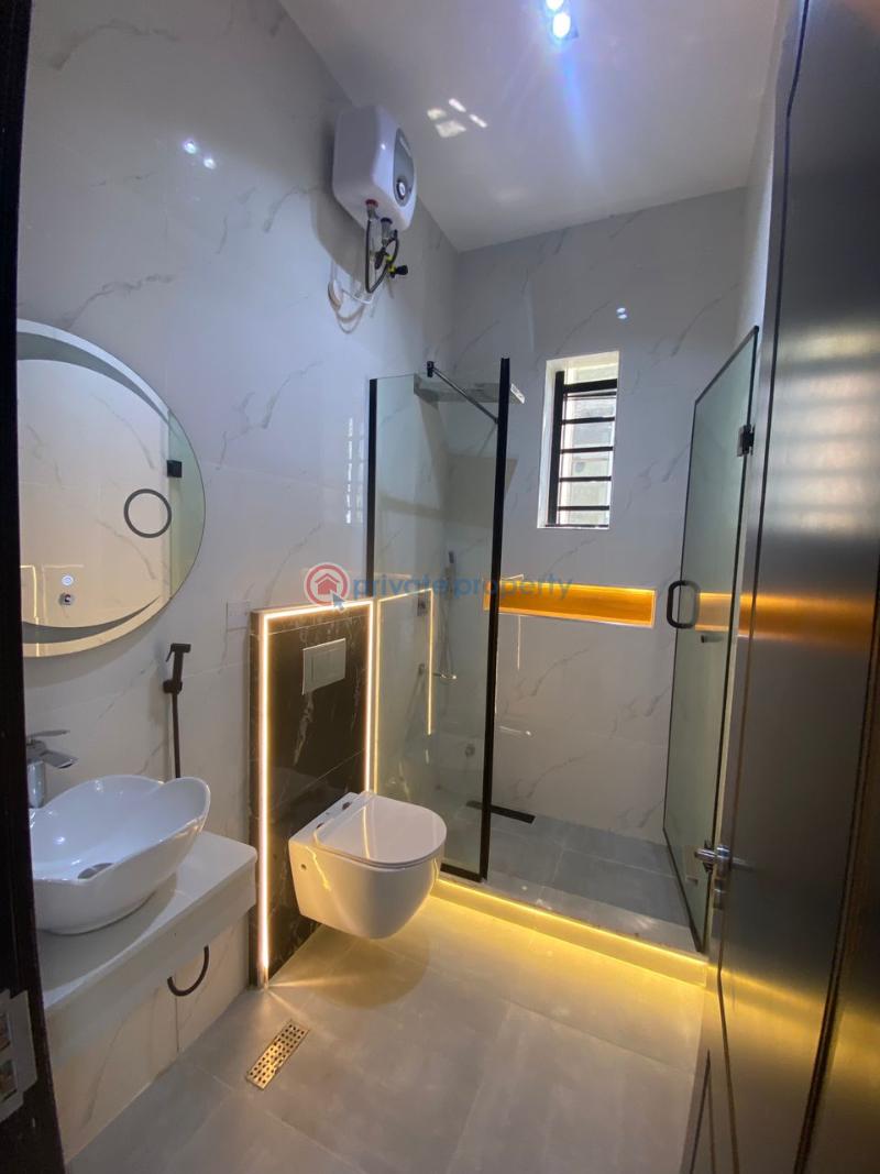 5 bedroom Detached Duplex For Sale Chevron Drive Lekki Lagos - 4